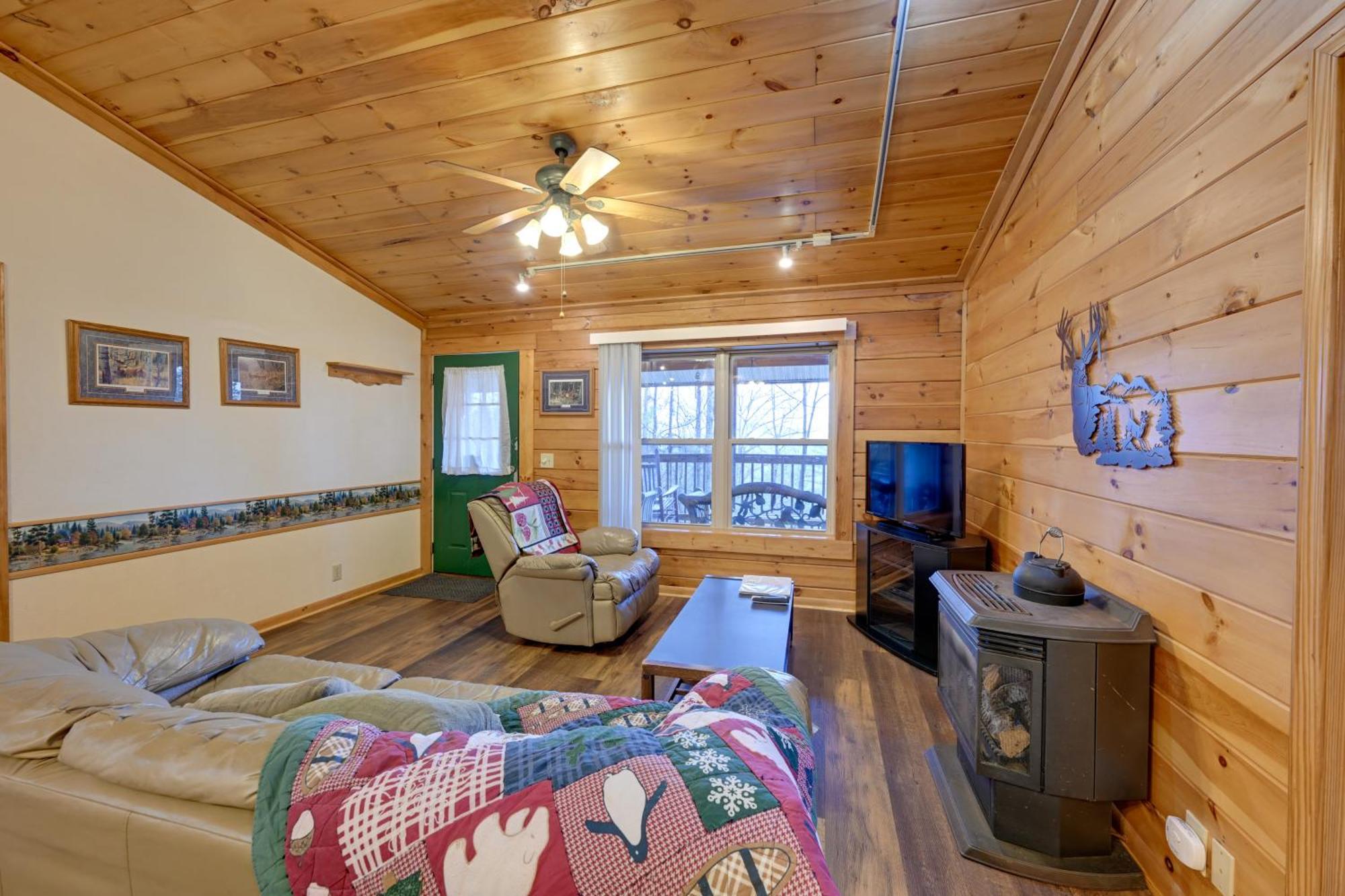 Cozy Deer Glen Cabin With Private Hot Tub And Porch! บรายซันซิตี ภายนอก รูปภาพ